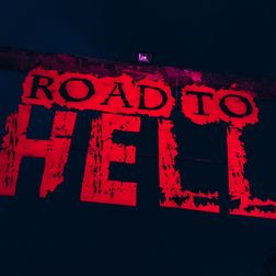 43_ROAD TO HELL SHOW
